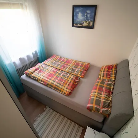 Ferien Und Monteurwohnung דירה באד ברנק אים פיכטלגבירגה