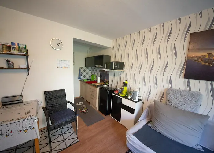 Ferien Und Monteurwohnung *